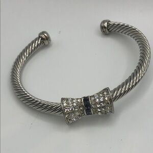 Elegant Silver Tone Bow Twisted Bracelet